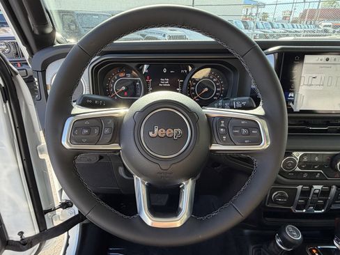 New 2026 Jeep Wrangler Sahara AWD/4WD image 20