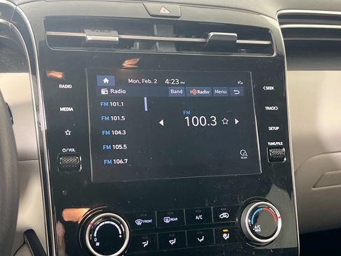 Used 2023 Hyundai Tucson SEL image 14