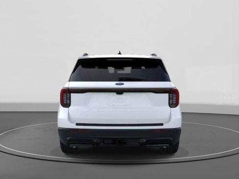 New 2026 Ford Explorer ST-Line RWD image 5