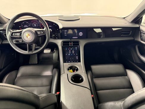 Certified 2022 Porsche Taycan image 16