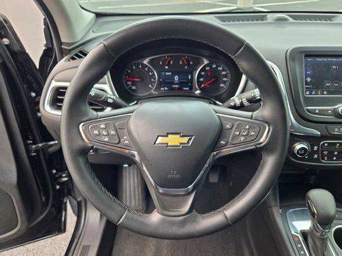 Used 2023 Chevrolet Equinox LT FWD image 32