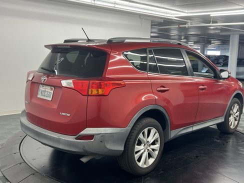 Used 2015 Toyota RAV4 Limited image 3