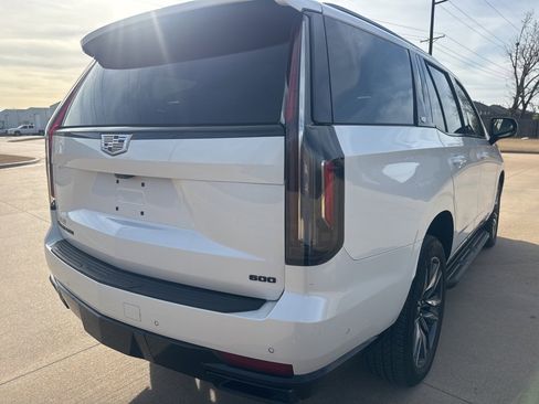 Used 2022 Cadillac Escalade Sport w/ Heavy-Duty Trailer Package image 5