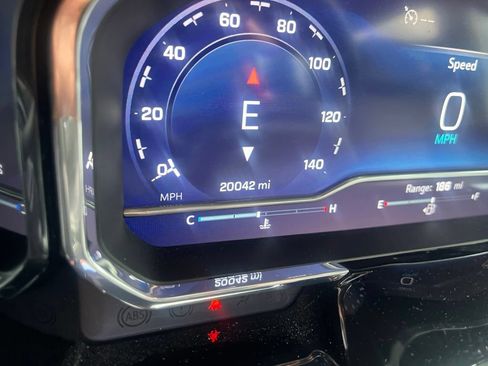 Used 2025 Chevrolet Silverado 1500 LTZ w/ LTZ Convenience Package II AWD/4WD image 5