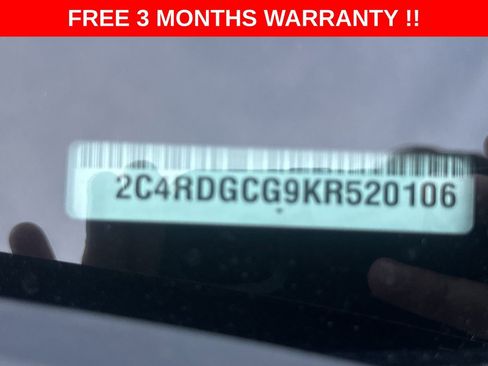 Used 2019 Dodge Grand Caravan SXT FWD image 24