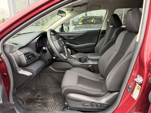 Used 2021 Subaru Outback Premium image 11