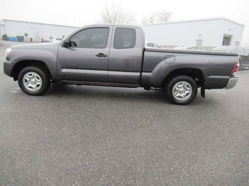 Used 2012 Toyota Tacoma 2WD Access Cab w/ SR5 Pkg image 8