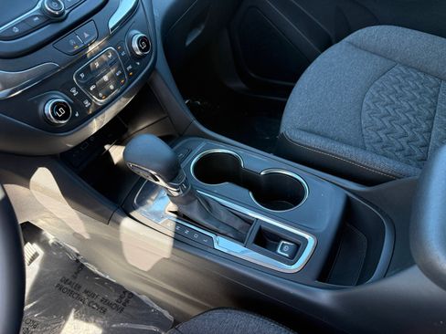 Used 2023 Chevrolet Equinox LT w/ Driver Convenience Package FWD image 13