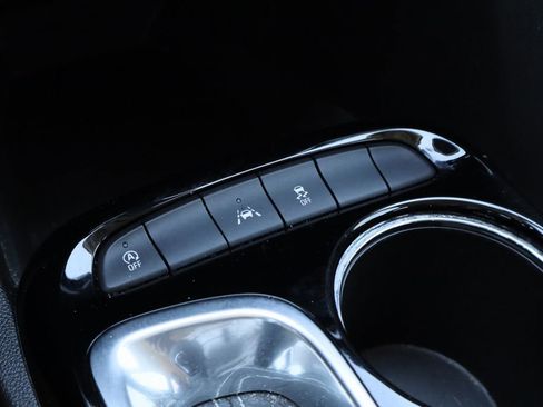 Used 2020 Buick Encore GX Select w/ Advanced Technology Package image 18