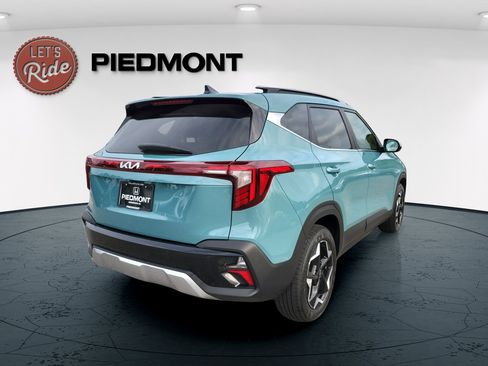 Used 2026 Kia Seltos EX FWD image 5