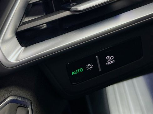 Used 2023 Audi e-tron GT Premium Plus w/ Performance Package image 10