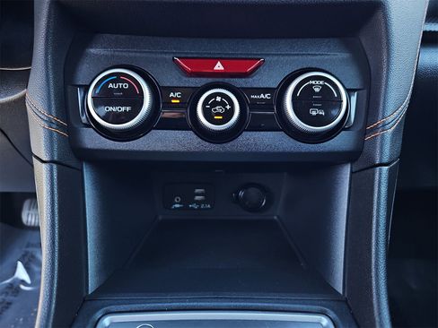 Used 2023 Subaru Crosstrek 2.0i Premium image 24