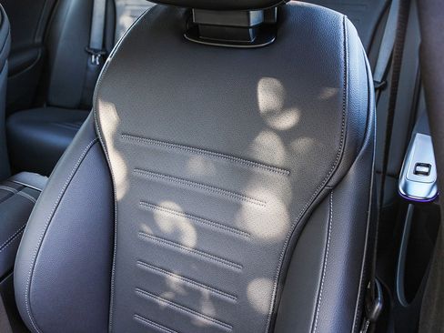 New 2025 Mercedes-Benz C 300 4MATIC Sedan image 23