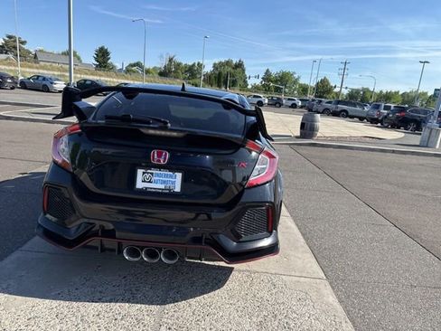 Used 2019 Honda Civic Type R image 6