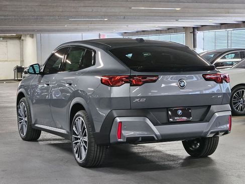 Used 2026 BMW X2 xDrive28i w/ Convenience Package image 3