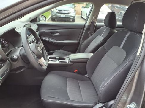 Used 2024 Nissan Sentra SV FWD image 16
