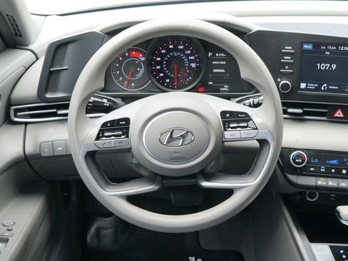 Used 2021 Hyundai Elantra SEL w/ Cargo Package FWD image 23