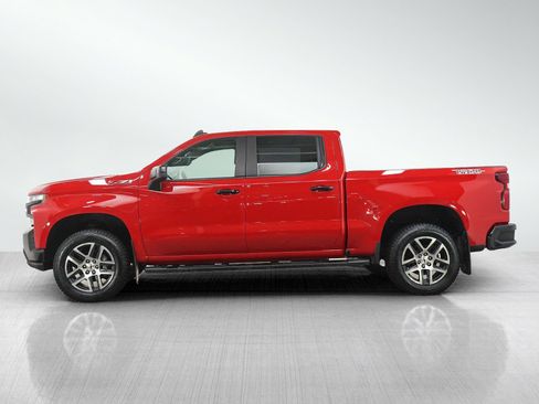 Used 2020 Chevrolet Silverado 1500 LT Trail Boss AWD/4WD image 2