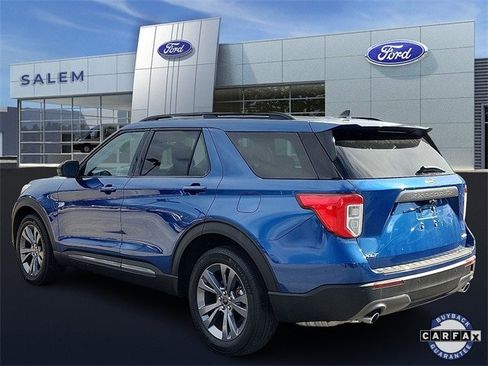 Certified 2022 Ford Explorer XLT w/ Equipment Group 202A image 4