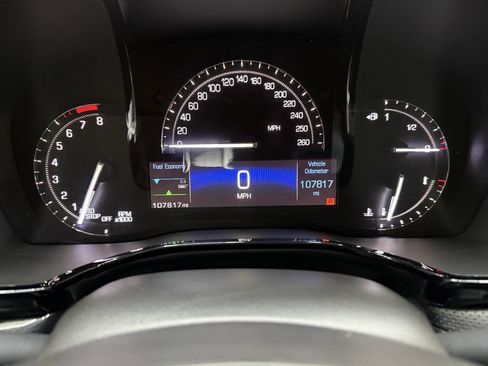 Used 2018 Cadillac XT5 FWD image 23