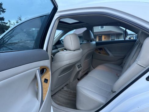 Used 2007 Toyota Camry XLE image 16