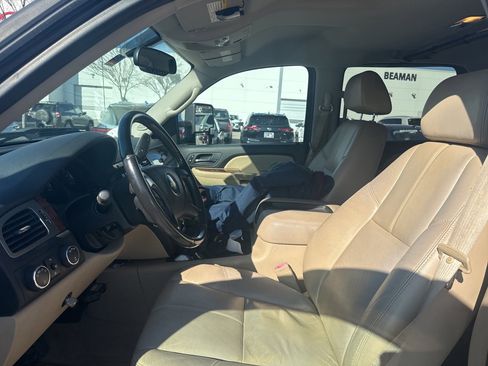 Used 2007 Chevrolet Silverado 2500 LTZ w/ EZ-Lift Tailgate Package image 10