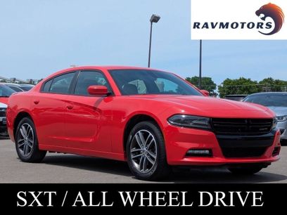 Used 2019 Dodge Charger SXT w/ Cold Weather Package