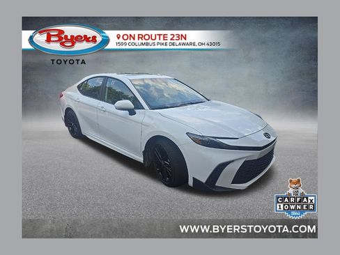 Used 2026 Toyota Camry SE w/ Convenience Package FWD image 1