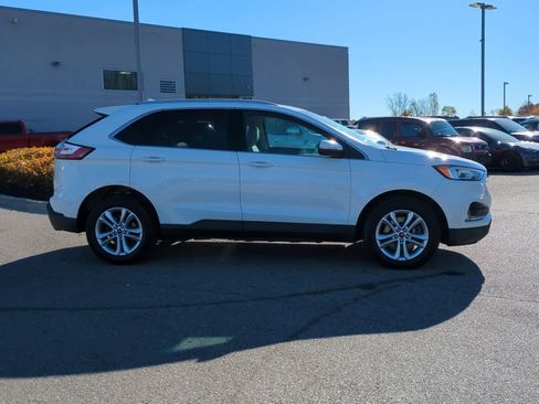 Used 2020 Ford Edge SEL w/ Convenience Package image 9