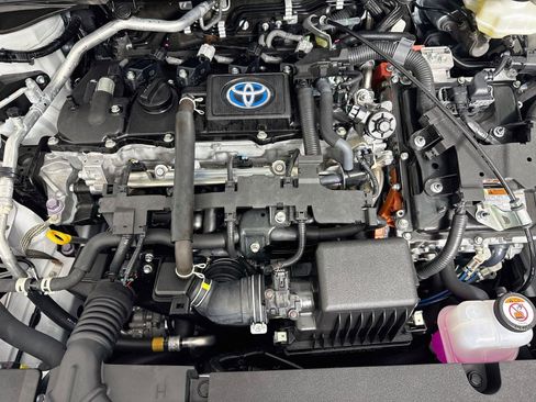 Used 2024 Toyota Corolla LE FWD image 40