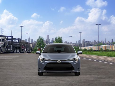 New 2026 Toyota Corolla LE FWD image 17