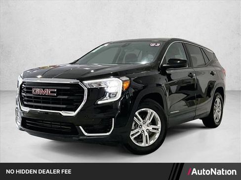 Used 2023 GMC Terrain SLE FWD image 1