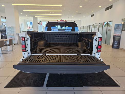 New 2026 Nissan Frontier SV w/ Tow Package AWD/4WD image 9