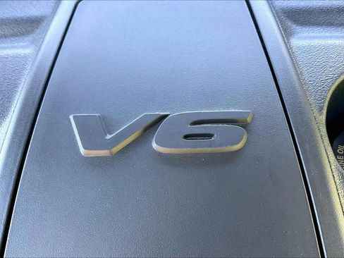 Used 2021 Jeep Grand Cherokee Limited AWD/4WD image 30