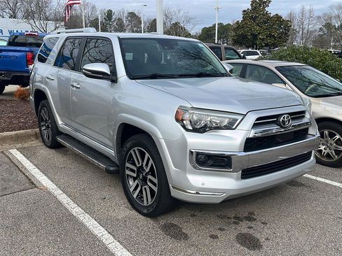 Used 2020 Toyota 4Runner Limited image 15