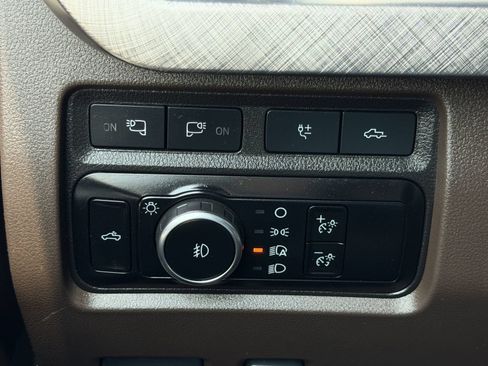 Used 2024 Ford F250 King Ranch w/ Chrome Package AWD/4WD image 23