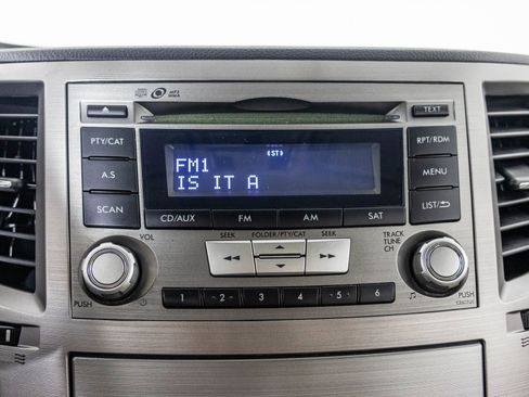 Used 2013 Subaru Legacy 2.5i Premium image 21