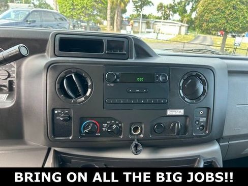 Used 2019 Ford E-350 and Econoline 350 Super Duty RWD image 18