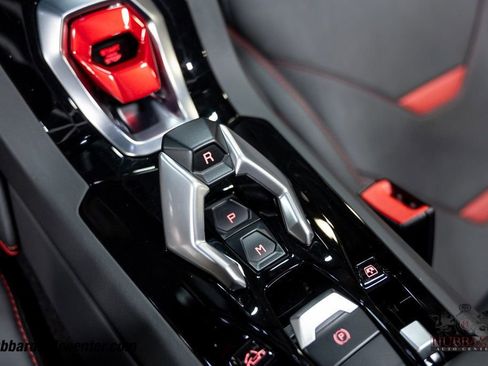 Used 2021 Lamborghini Huracan EVO image 28