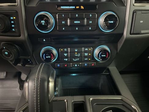 Used 2018 Ford F150 Raptor w/ Equipment Group 802A Luxury image 18