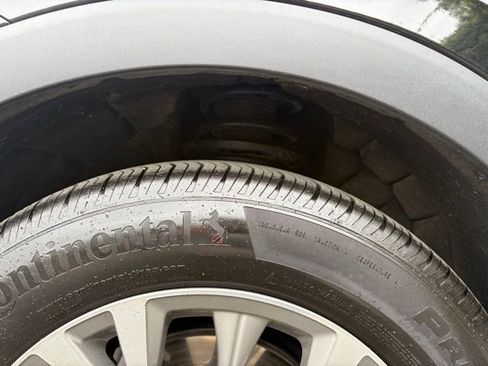 Certified 2023 Buick Envision Preferred FWD image 12
