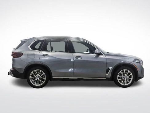 Certified 2024 BMW X5 xDrive50e AWD/4WD image 6