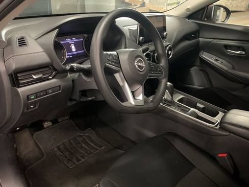 Used 2024 Nissan Sentra SV FWD image 10