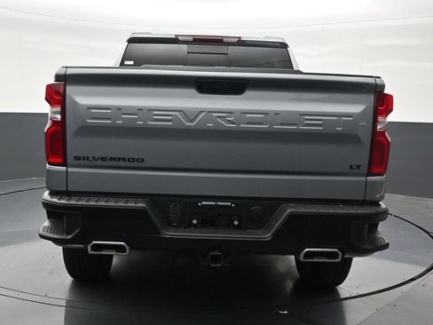 Used 2024 Chevrolet Silverado 1500 LT Trail Boss w/ Convenience Package II AWD/4WD image 4