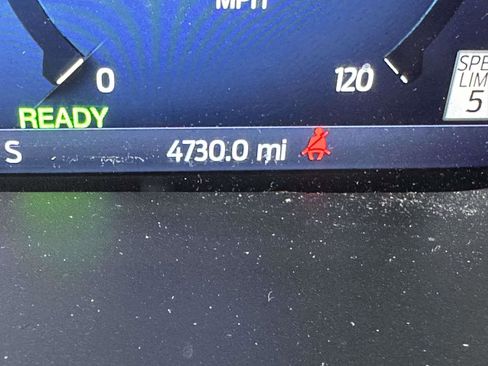Used 2025 Ford F150 XLT w/ Equipment Group 302A MID AWD/4WD image 31