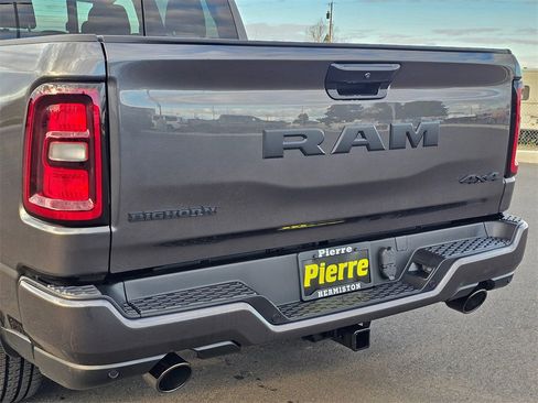 New 2026 RAM 1500 4x4 Crew Cab image 7
