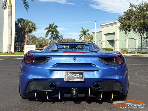 Used 2018 Ferrari 488 Spider image 51