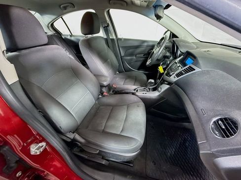 Used 2012 Chevrolet Cruze LT image 26