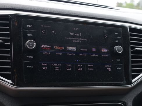 Used 2019 Volkswagen Atlas SEL Premium image 9