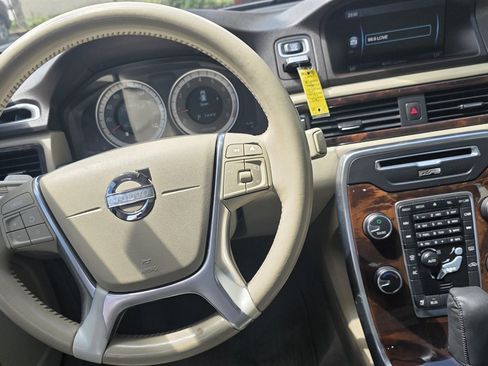 Used 2012 Volvo XC70 3.2 FWD image 21